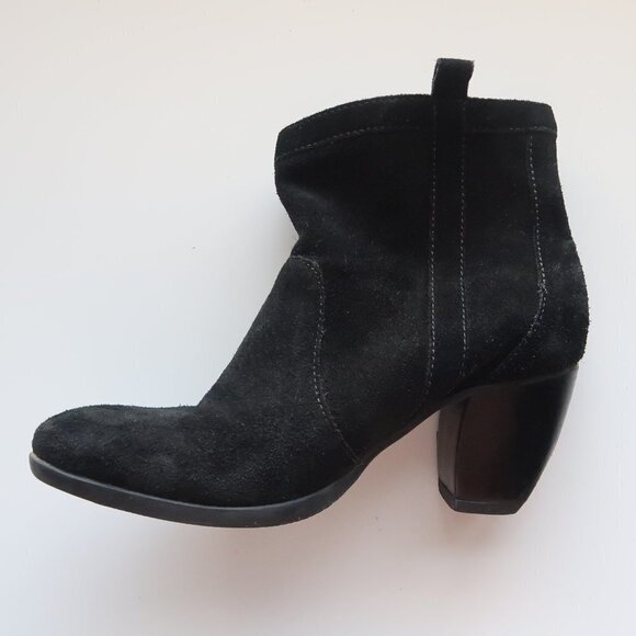 Madison Harding Suede leather Pull-on Round Toe Block Heel Ankle Boots / Booties - Picture 4 of 11